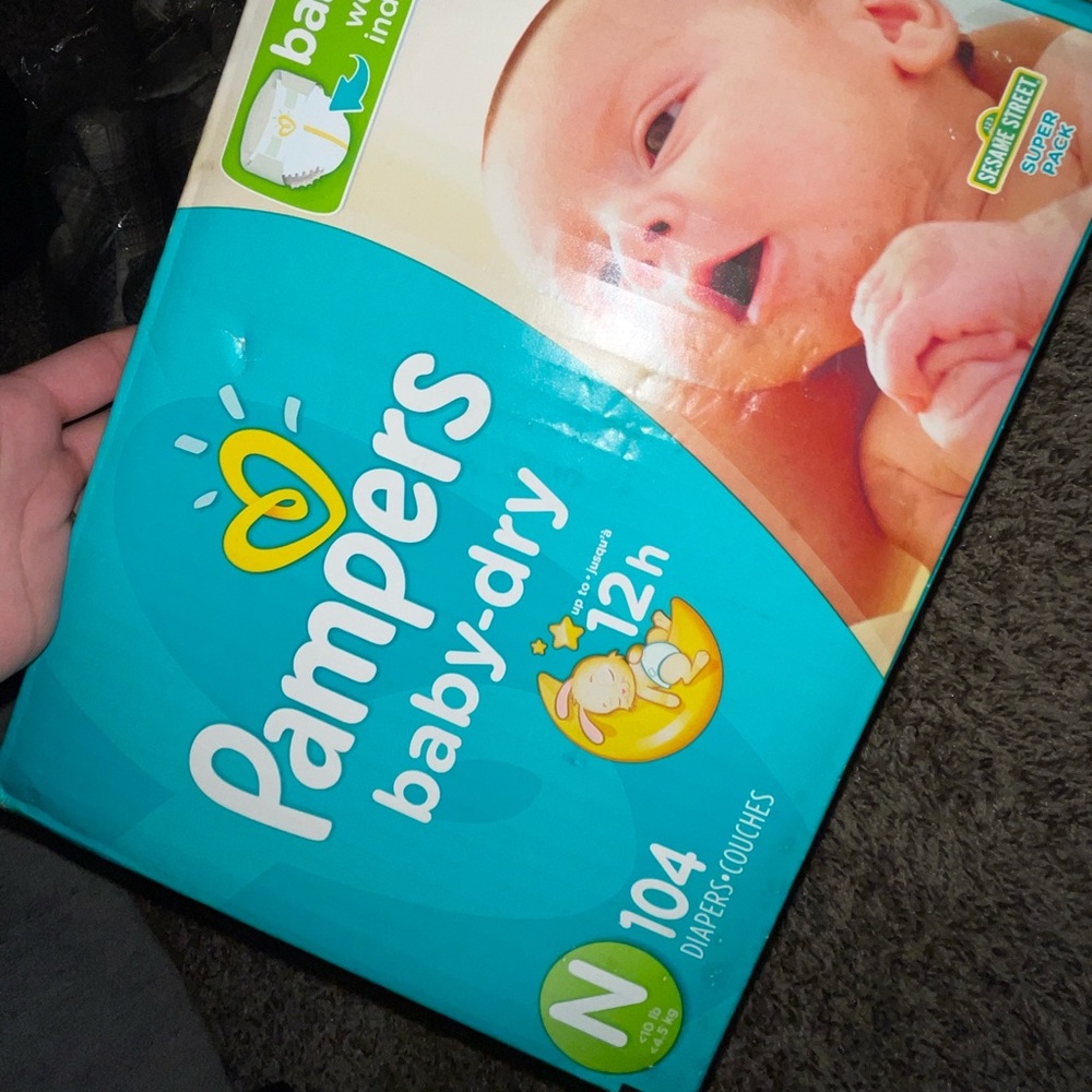 Newborn pampers
